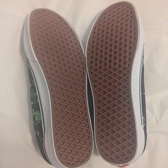 NWOB | Vans | Eyes in The Dark Old Skool | Green & Black | 12 | Glow in the Dark - Picture 5 of 8
